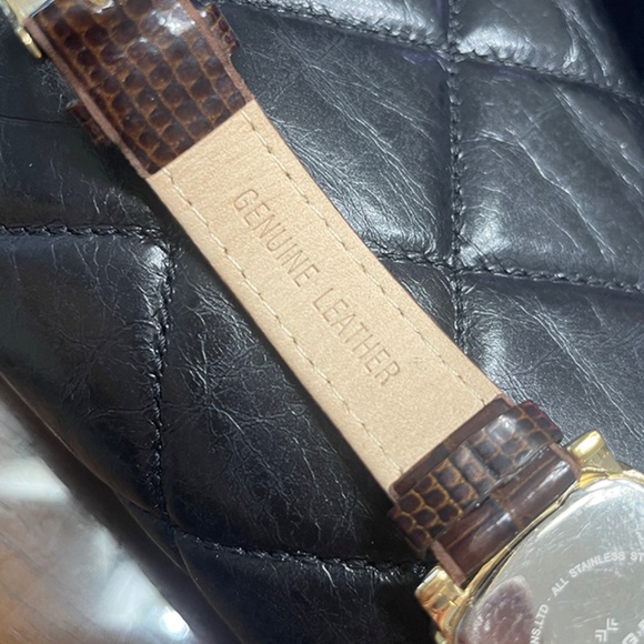 SKAGEN DENMARK WATCH, Mother of Pearl,Day/Date, Quartz Bezel 558SGLD8A Leather - Picture 4 of 6